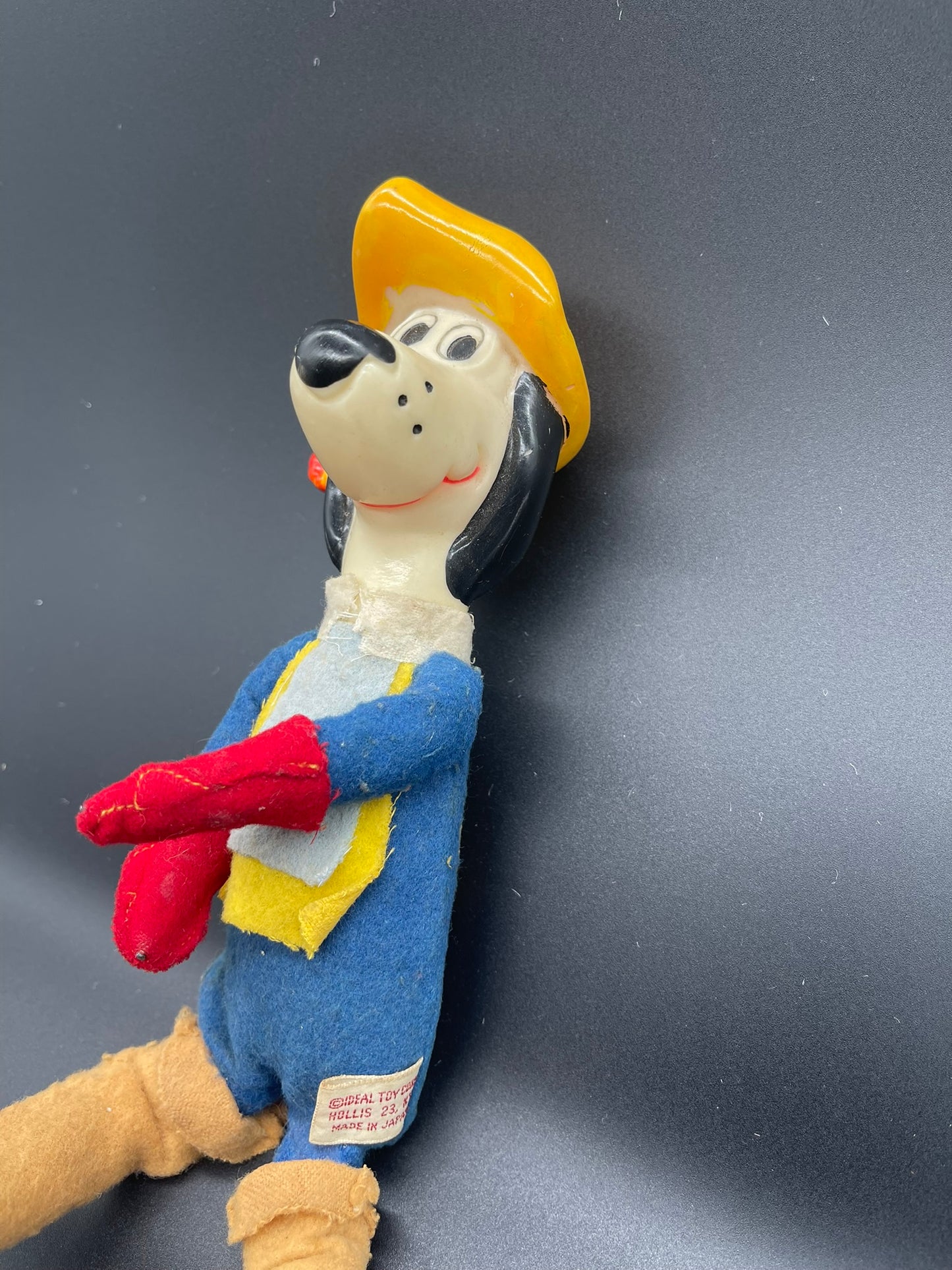Huckleberry Hound Plush Toy
